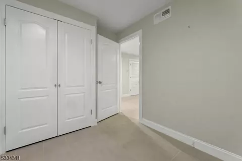 6 Skymark Ct, Upper Saddle River, NJ 07458 photo 34