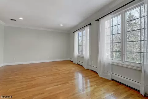 6 Skymark Ct, Upper Saddle River, NJ 07458 photo 27