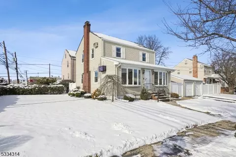 3 Melwex St, Belleville, NJ 07109