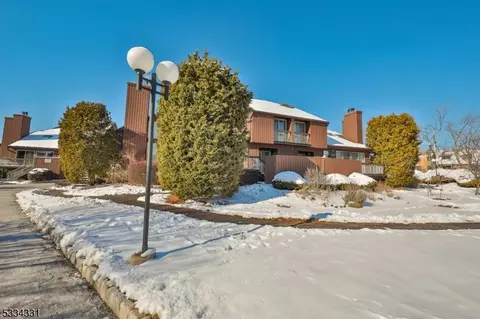 4412 Bloomingdale Dr #12, Hillsborough, NJ 08844