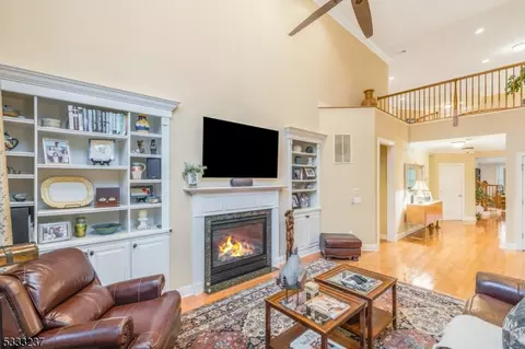 6 Phyllis Ct, Warren, NJ 07059 photo 11
