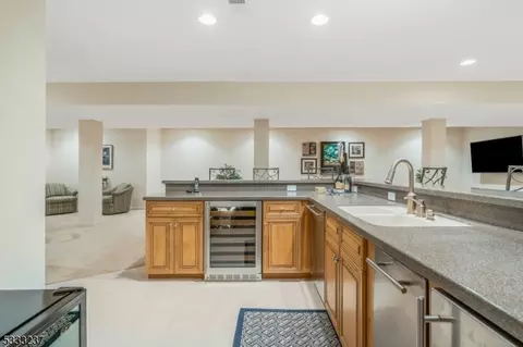 6 Phyllis Ct, Warren, NJ 07059 photo 20