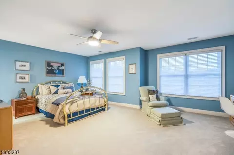 6 Phyllis Ct, Warren, NJ 07059 photo 18