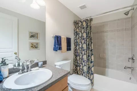 6 Phyllis Ct, Warren, NJ 07059 photo 23