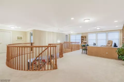 6 Phyllis Ct, Warren, NJ 07059 photo 15