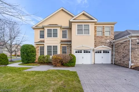 6 Phyllis Ct, Warren, NJ 07059 photo 2
