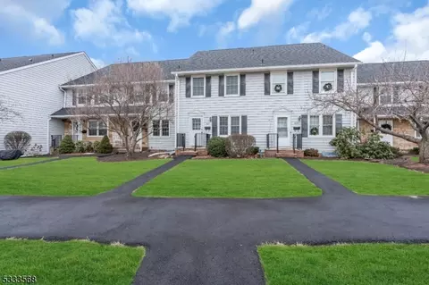 507 Columbia Cmn, Hillsborough, NJ 08844
