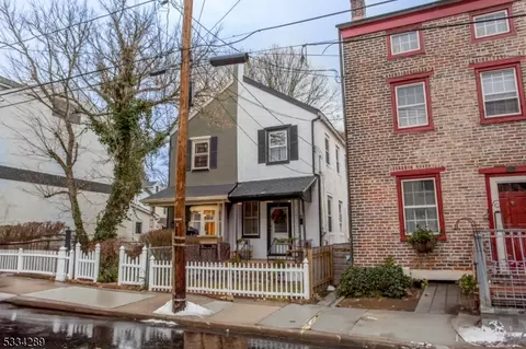 62 N Franklin St, Lambertville, NJ 08530