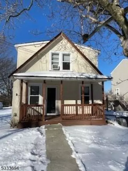 14 King Cole Rd, Hamburg, NJ 07419