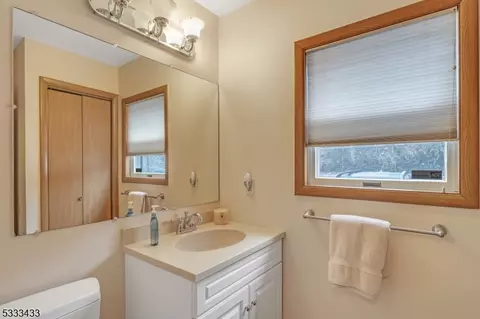 185 E Main St, Prospect Park, NJ 07508 photo 5