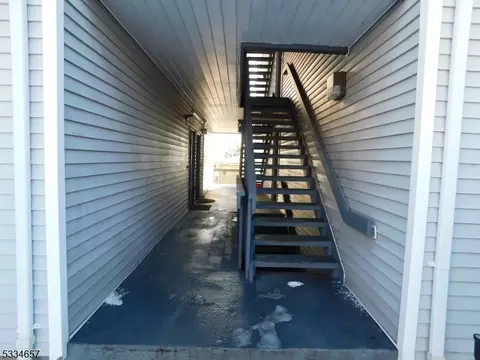 280 Kipp St #3D, Hackensack, NJ 07601 photo 4