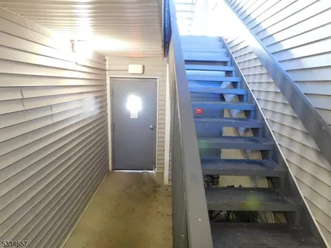280 Kipp St #3D, Hackensack, NJ 07601 photo 6