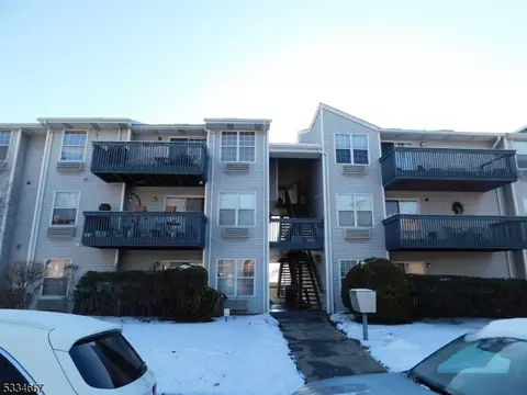 280 Kipp St #3D, Hackensack, NJ 07601 photo 2