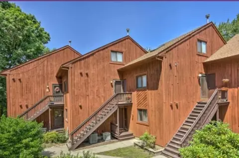20 Augusta Dr #3, Vernon, NJ 07462