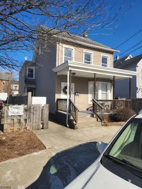 87 Mercer St, Phillipsburg, NJ 08865