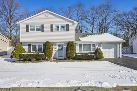 59 Briscoe Ter, Hazlet, NJ 07730
