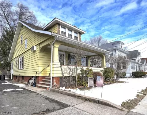 67 Llewellyn Ave, Hawthorne, NJ 07506