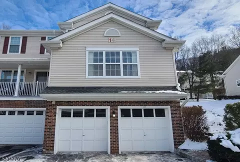 1408 Windsor Ct, Denville, NJ 07834