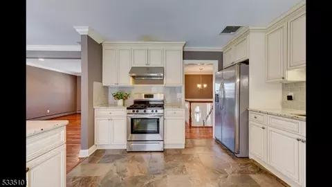 155 Elm St, Dover, NJ 07801 photo 17