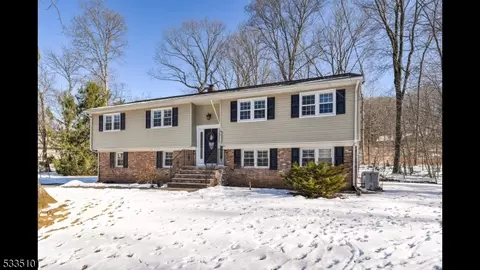 155 Elm St, Dover, NJ 07801