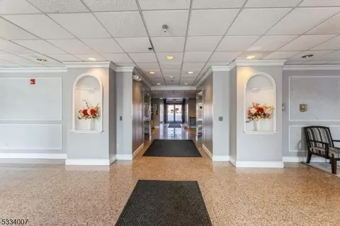 290 Anderson St #3B, Hackensack, NJ 07601 photo 5