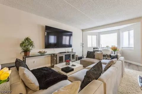 290 Anderson St #3B, Hackensack, NJ 07601 photo 14