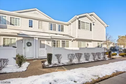 35 Hyde Ct, Bedminster, NJ 07921 photo 9