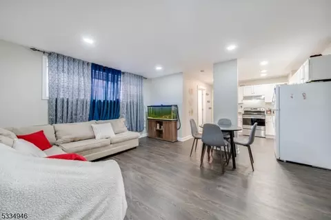 35 E Price St #1, Linden, NJ 07036