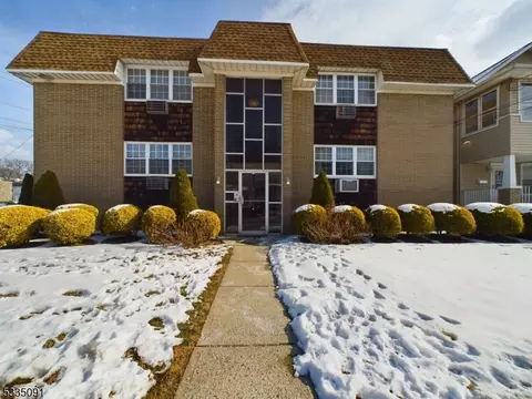 24 Union Ave #C1, Nutley, NJ 07110