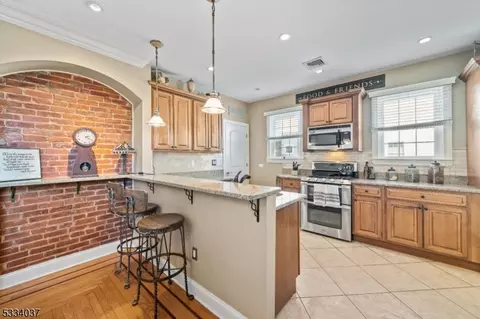 206 Hillside Ave, Nutley, NJ 07110 photo 12