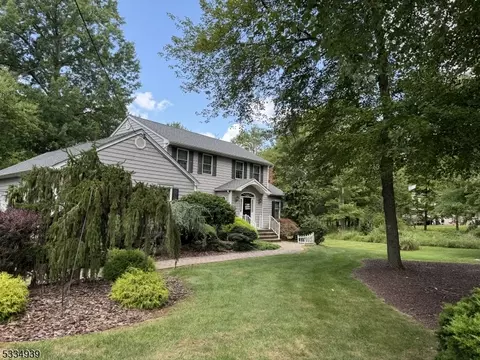 95 Prospect Ave, Bridgewater, NJ 08807