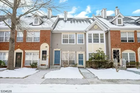 74 Heritage Ct #74, Towaco, NJ 07082