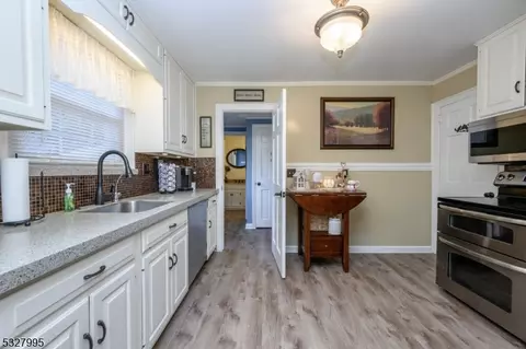 147 E Spring St, Somerville, NJ 08876 photo 11