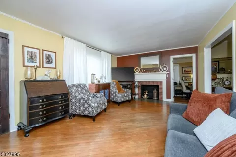 147 E Spring St, Somerville, NJ 08876 photo 4
