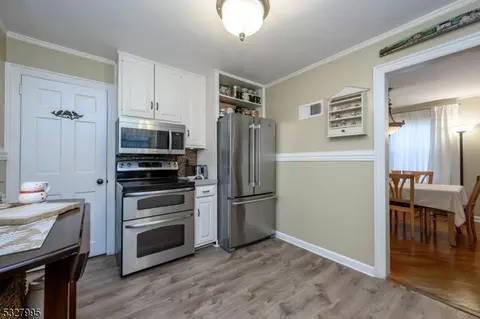 147 E Spring St, Somerville, NJ 08876 photo 14