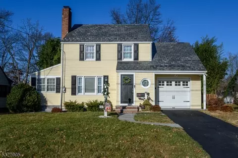 147 E Spring St, Somerville, NJ 08876