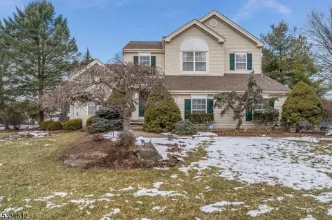 532 Woodside Ln, Somerville, NJ 08876