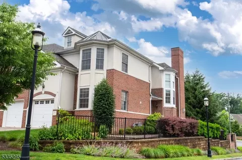 31 Cedar Gate Dr, Livingston, NJ 07039