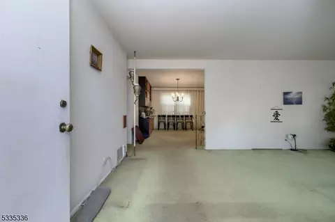 189 Valley View Rd, Hillside, NJ 07205 photo 3