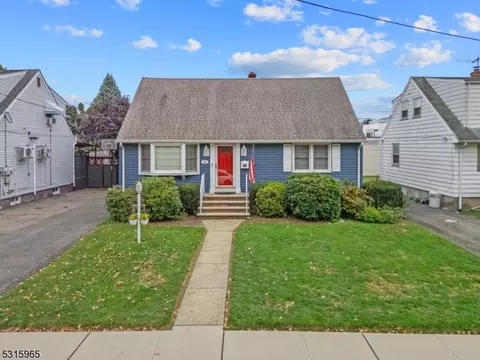 43 Inwood St, Clifton, NJ 07011