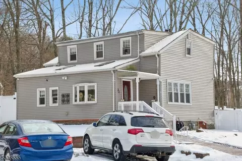 84 Mount Pleasant Ave, Dover, NJ 07801