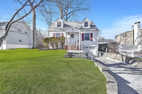 21 Wenonah Ave, Parsippany-troy Hills Twp, NJ 07034