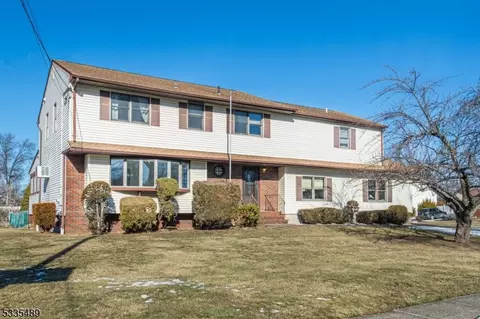 7 Martin Pl, Fairfield, NJ 07004