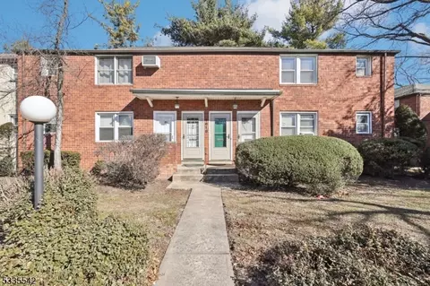 1619 Wood Ave #E2, Roselle, NJ 07203