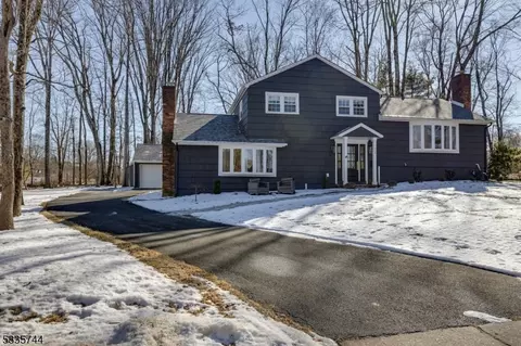 72 Dean Rd, Mendham, NJ 07945 photo 2