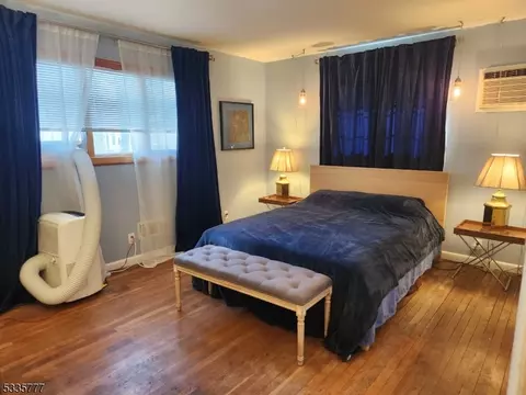 739 Boyd Rd, Paramus, NJ 07652 photo 11