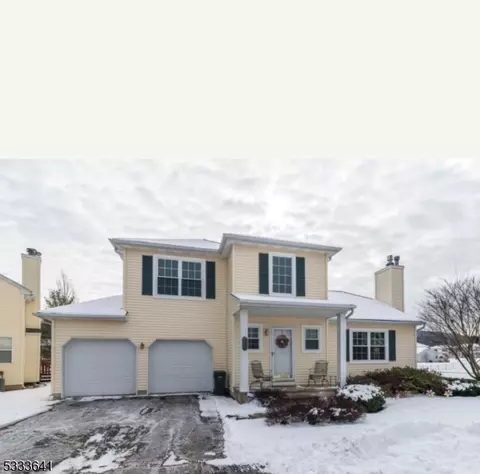 43 Colby Ct, Belvidere, NJ 07823