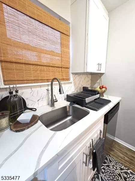289 Main St UNIT 4N, Spotswood, NJ 08884
