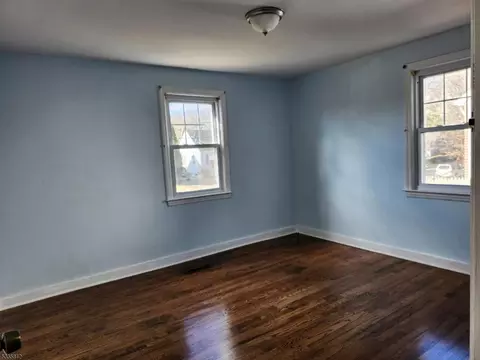 232 Stephenson Ave, Middlesex, NJ 08846 photo 5
