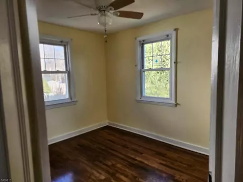 232 Stephenson Ave, Middlesex, NJ 08846 photo 4